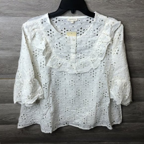 Jennifer & Grace Large Eyelet Accent Crew Neck Top - Picture 2 of 8